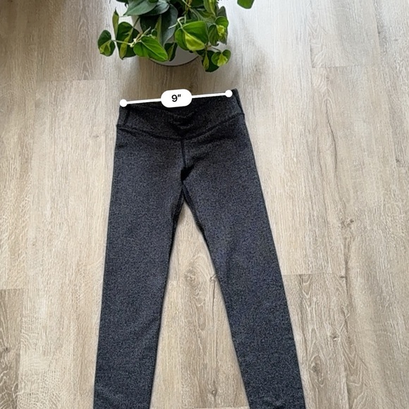 Ivivva Leggings Herringbone Print size 8 - Picture 2 of 6